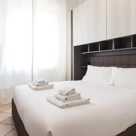 Italianway - Prinetti 28 * Milan
